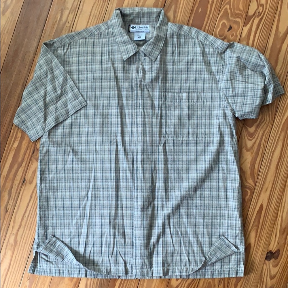 Columbia GRT Plaid SS Button Up
